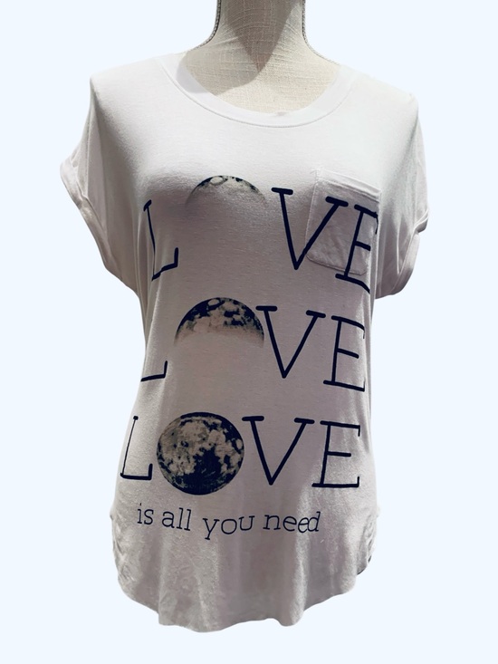 Love Peace And Lazy Days Tops - 🩷LOVE PEACE AND LAZY DAYS🩷NWT! ROUND NECK, ROLLED SLEEVES. EXCELLENT CONDITION!